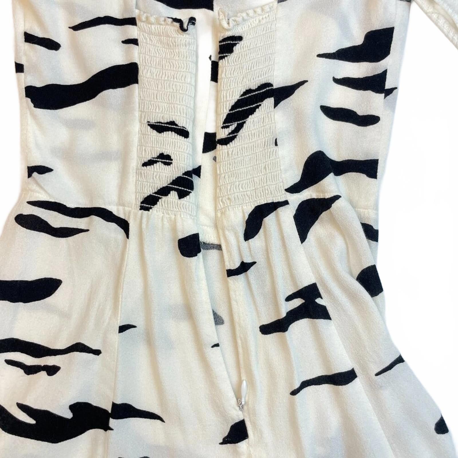 Designer Reformation Mini Dress Zebra Print Sustainable Made in USA Size XS / US 0-2 / IT 36-38 - 6 Thumbnail