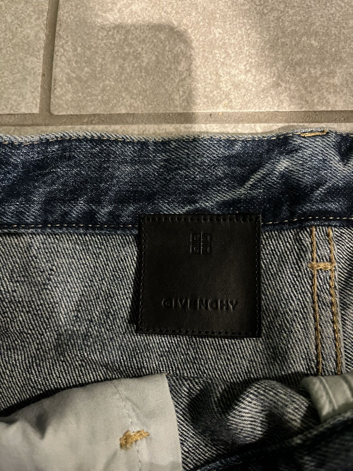 Givenchy Givenchy Indigo Blue Denim Size US 32 / EU 48 - 3 Thumbnail