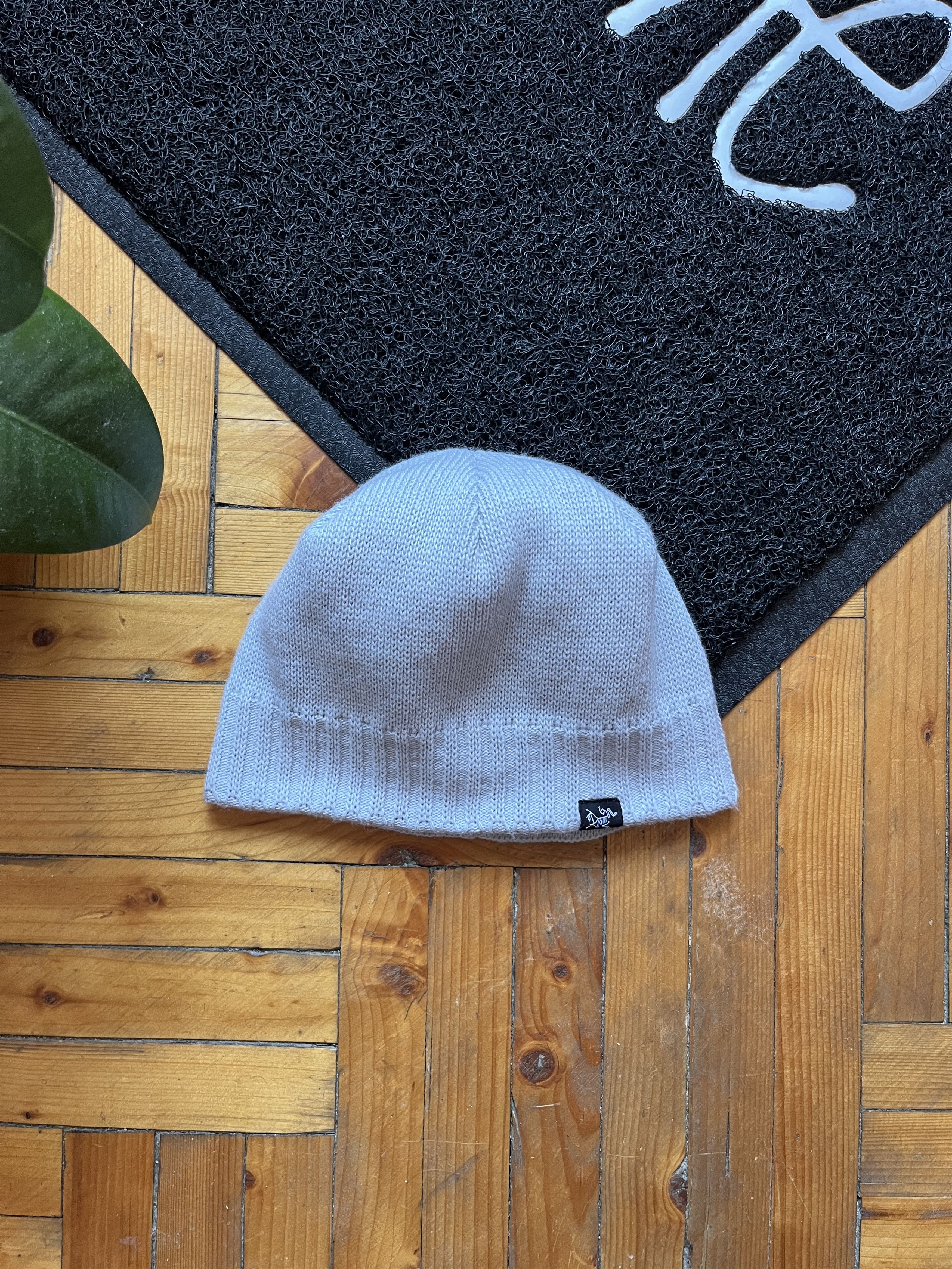 Arc'teryx Vintage Arcteryx Knitted Wool 90's Streetwear Gray Hat Size ONE SIZE - 1 Thumbnail