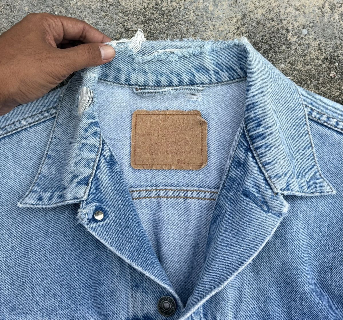 Levi's 🔥Limited🔥Vintage 80s Levis Distressed Trucker Denim Jacket Size US XL / EU 56 / 4 - 14 Thumbnail