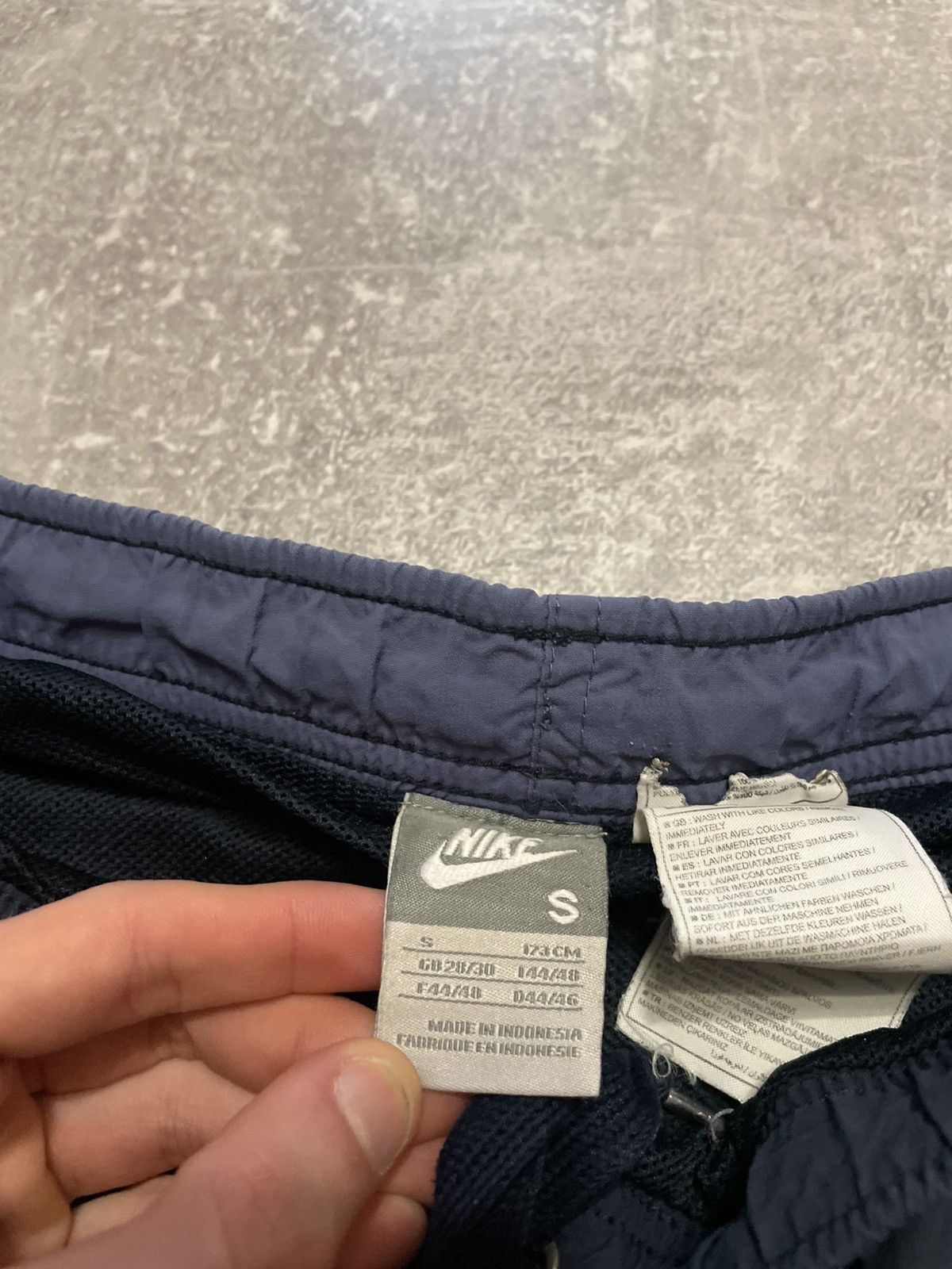 Nike × Vintage Vintage Nike Air Nylon Shorts Y2K Size US 30 / EU 46 - 10 Thumbnail