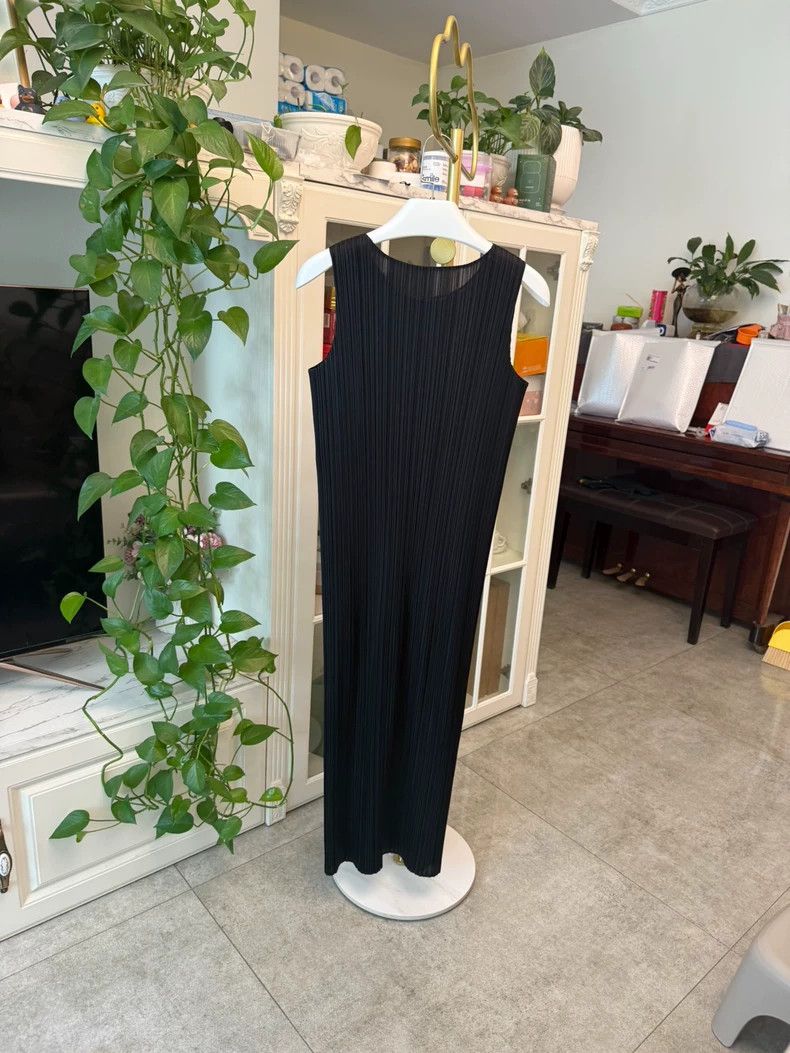 Issey Miyake Issey Miyake size:2 Black basic dress Size XS / US 0-2 / IT 36-38 - 5 Thumbnail