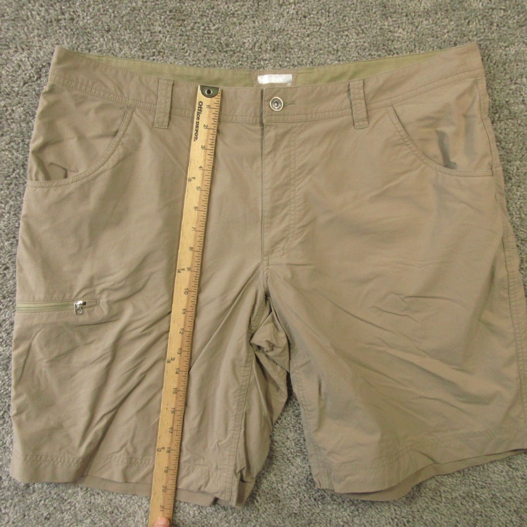Marmot Marmot Shorts Mens 40 Beige Chino Nylon Lightweight Cargo Pocket Flat Front Zip Woven EUC Regular 11in Inseam 40" Waist Boys/Gents? Size US 40 / EU 56 - 7 Thumbnail