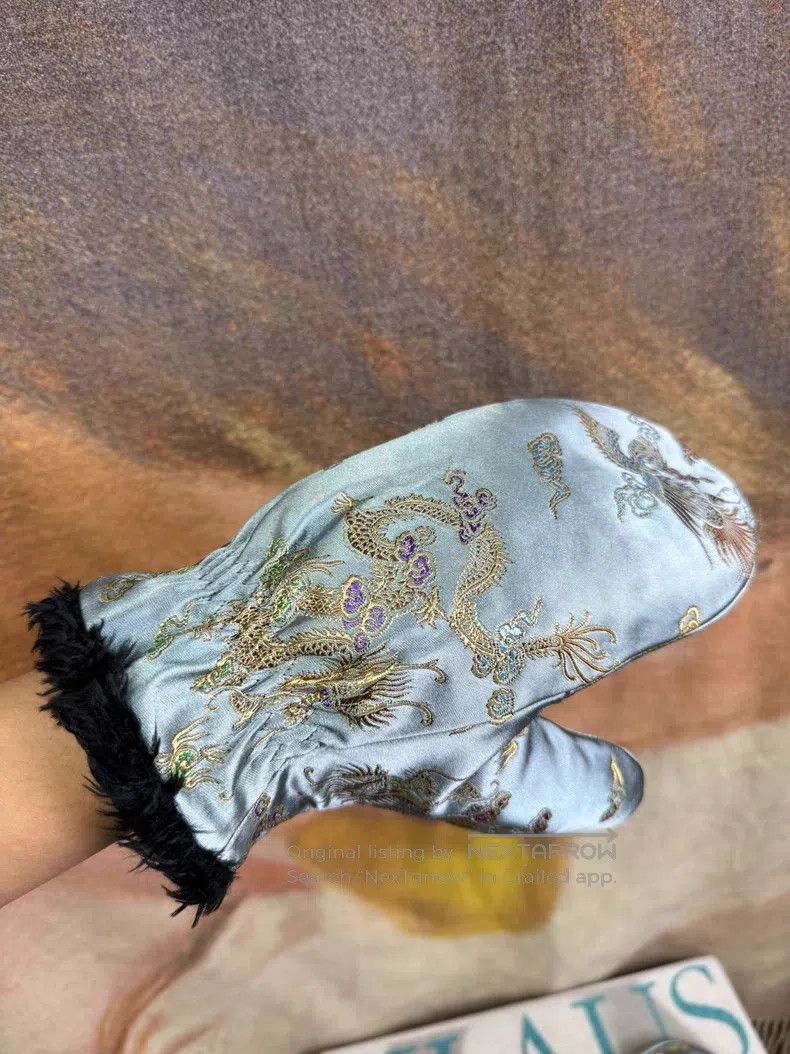 Undercover Undercover Palace Dragon and Phoenix Embroidered Gloves Size ONE SIZE - 8 Thumbnail