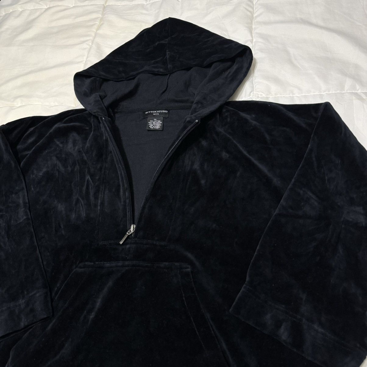 Sutton Studio × Vintage Black Y2K Velour Hoodie Pullover Size L / US 10 / IT 46 - 4 Thumbnail