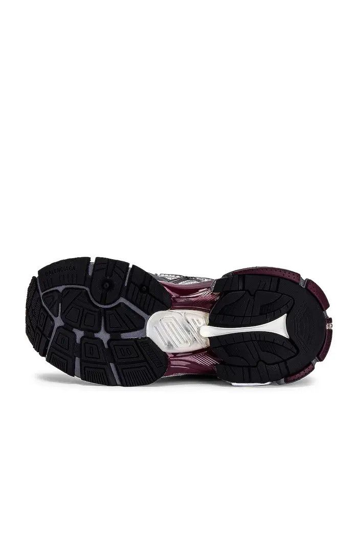 Balenciaga o1bcso1str1024 Runner Sneakers in White/Burgundy/Grey Size US 4 / IT 34 - 2 Thumbnail