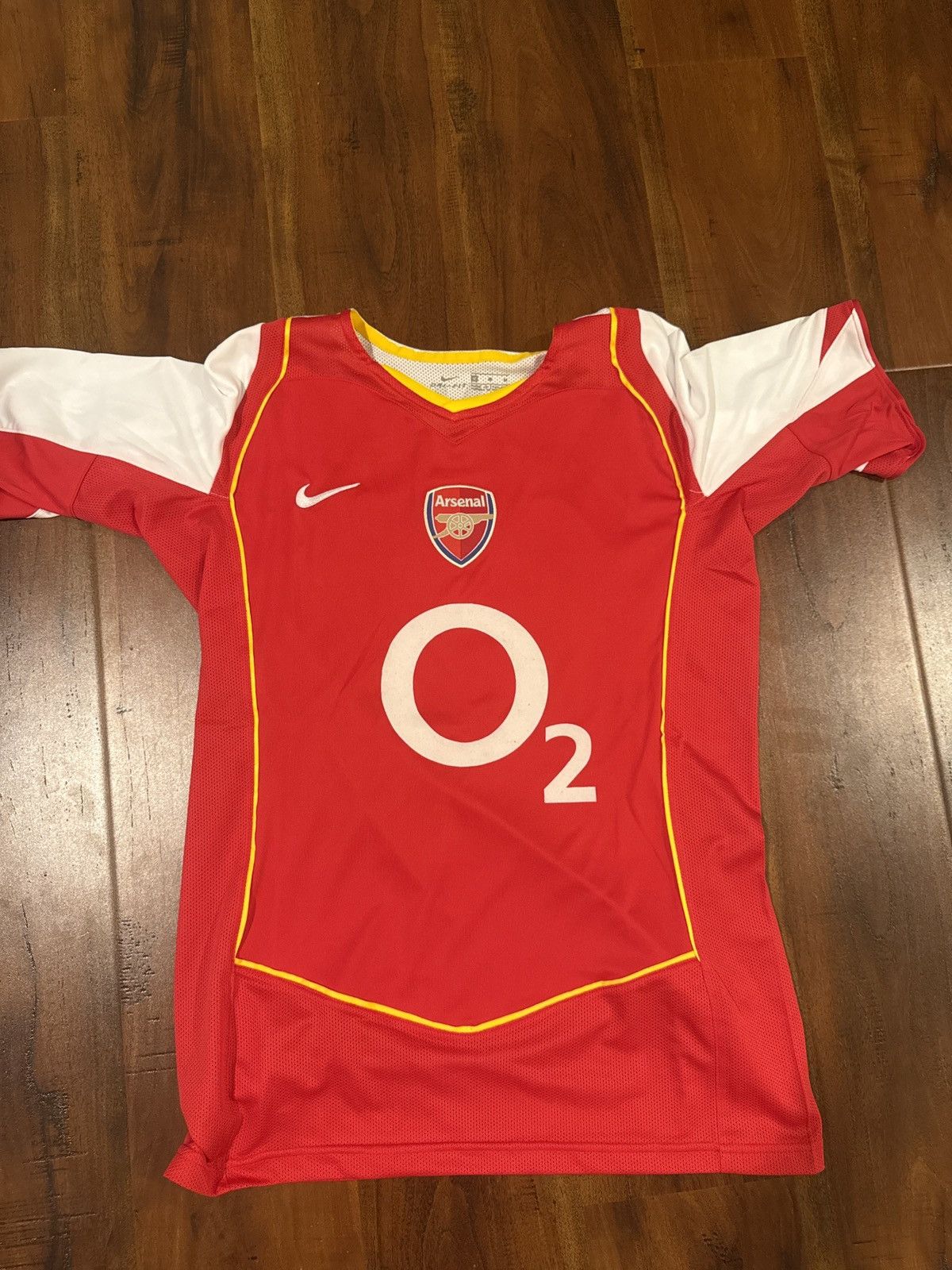 Nike Vintage Arsenal Thierry Henry jersey Size US M / EU 48-50 / 2 - 4 Thumbnail