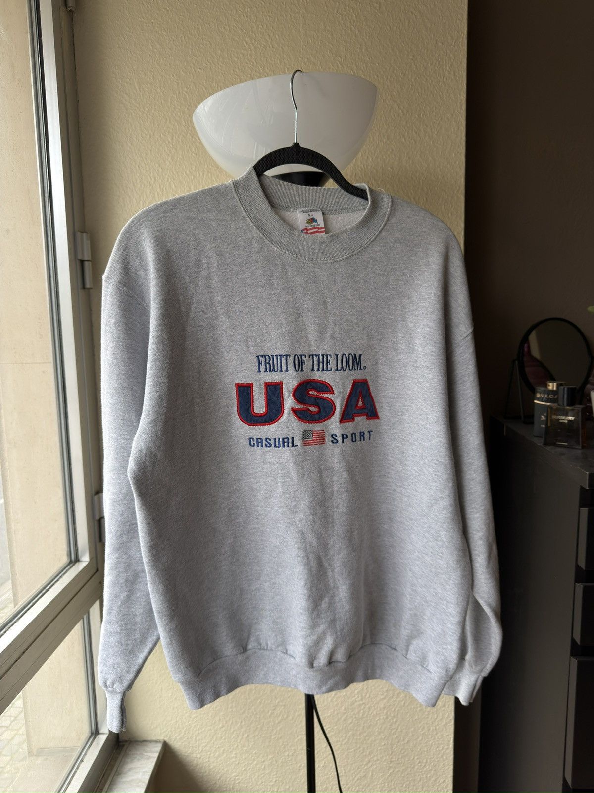 Vintage Vintage gray sweatshirt crewneck Size US L / EU 52-54 / 3 - 4 Thumbnail