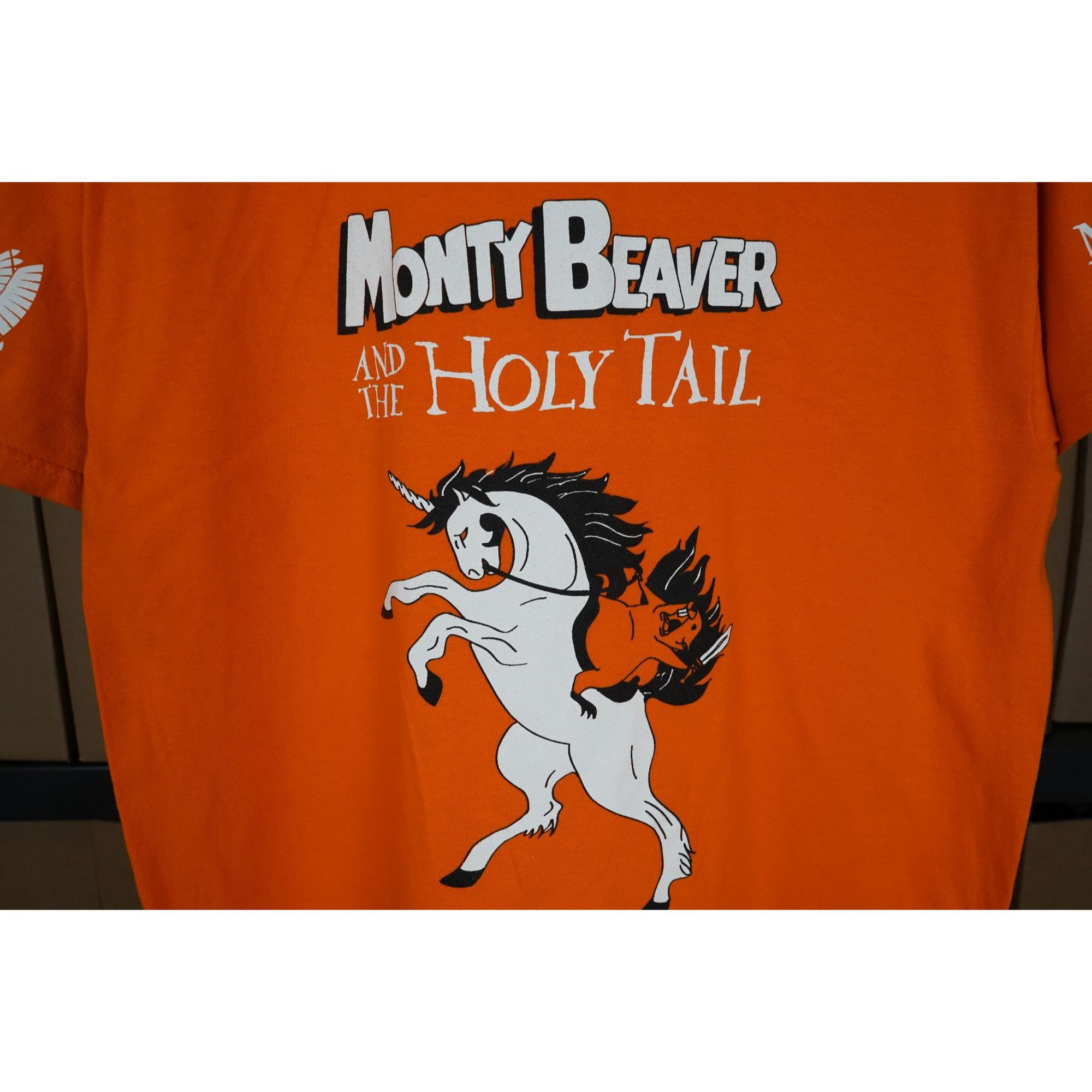 Other McMaster University Orange Tshirt Men's L #313 Size US L / EU 52-54 / 3 - 4 Thumbnail