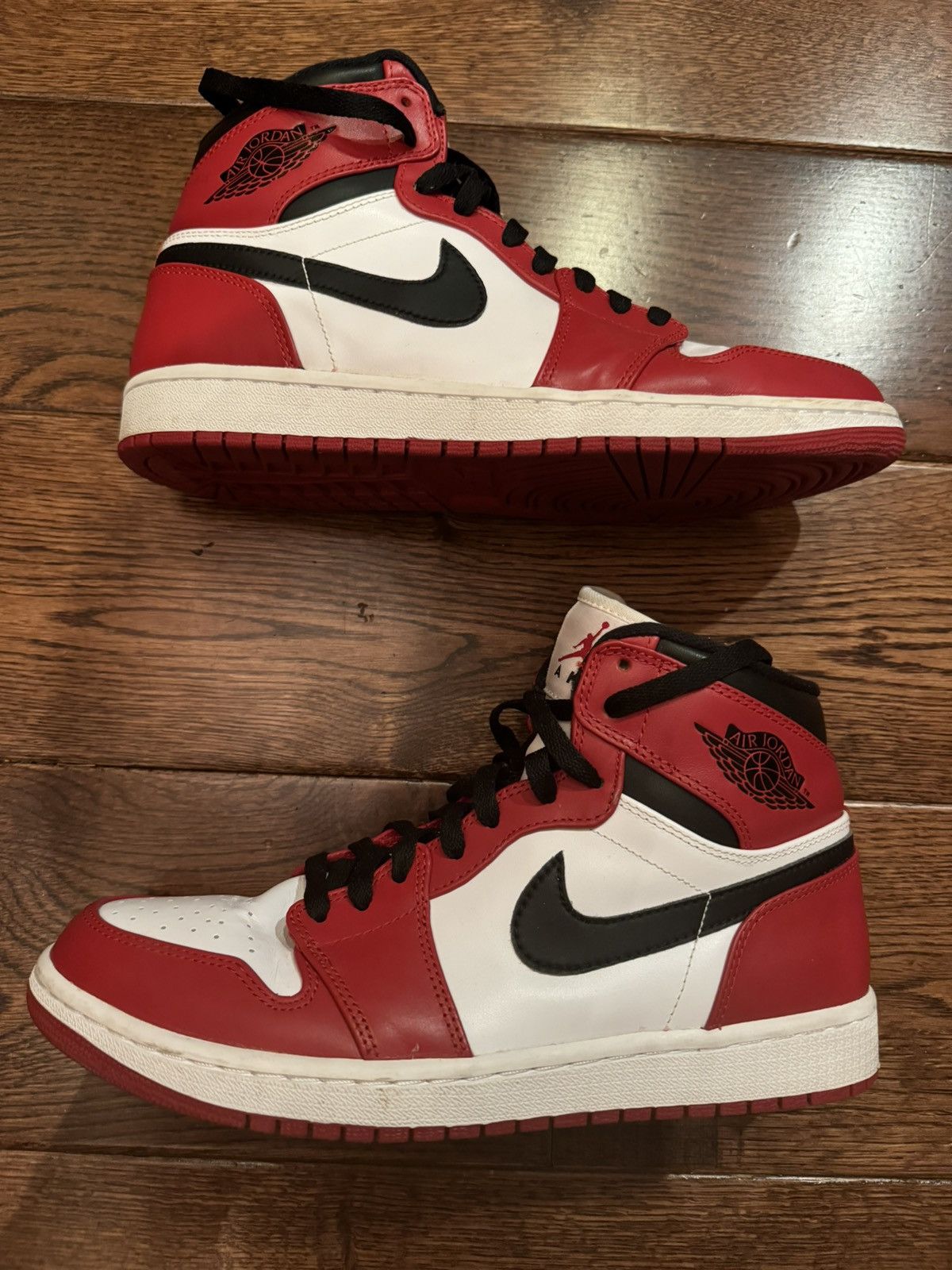 Jordan Brand Jordan 1 Retro Chicago (2013) Size US 10 / EU 43 - 2 Thumbnail