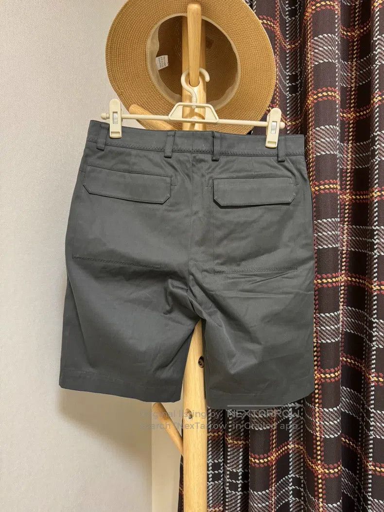 Hermes Hermes Shorts with unique design on the back pockets Size US 38 / EU 54 - 2 Thumbnail