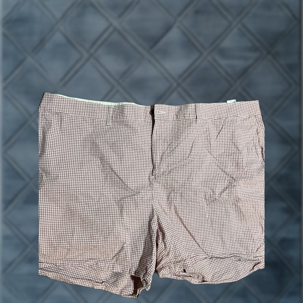 Old Navy Old Navy Shorts Chino Womens 28 Plus Pink Gingham Check Casual 5in Inseam Preppy Womens Size 28" / US 6 / IT 42 - 1 Thumbnail