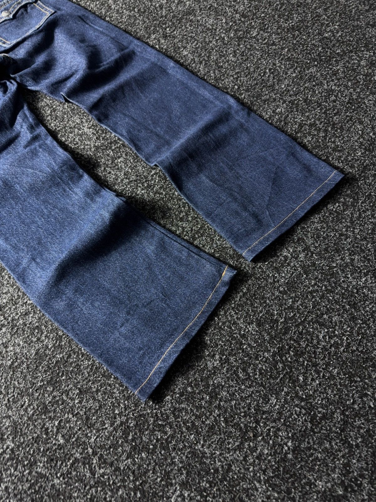 Japanese Brand × Levi's × Vintage Vintage 00s Flared Levis Jeans Bootcut Denim Pants Y2K Size 24" / US 00 / IT 34 - 11 Thumbnail