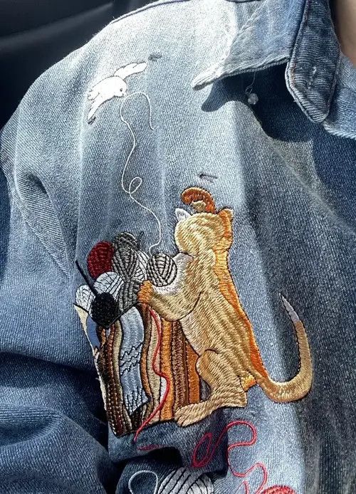 VIBE Retro y2k fashion animal embroidered denim shirt aesthetic Size US L / EU 52-54 / 3 - 5 Thumbnail