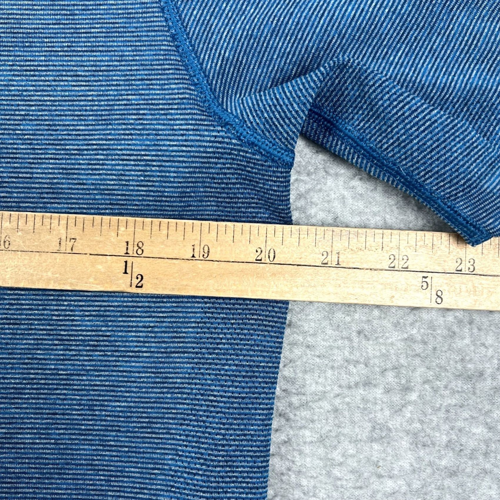 Lululemon Lululemon Metal Vent Tech Polo Shirt Large Mens Blue Stretch Performance Active Size US L / EU 52-54 / 3 - 4 Thumbnail