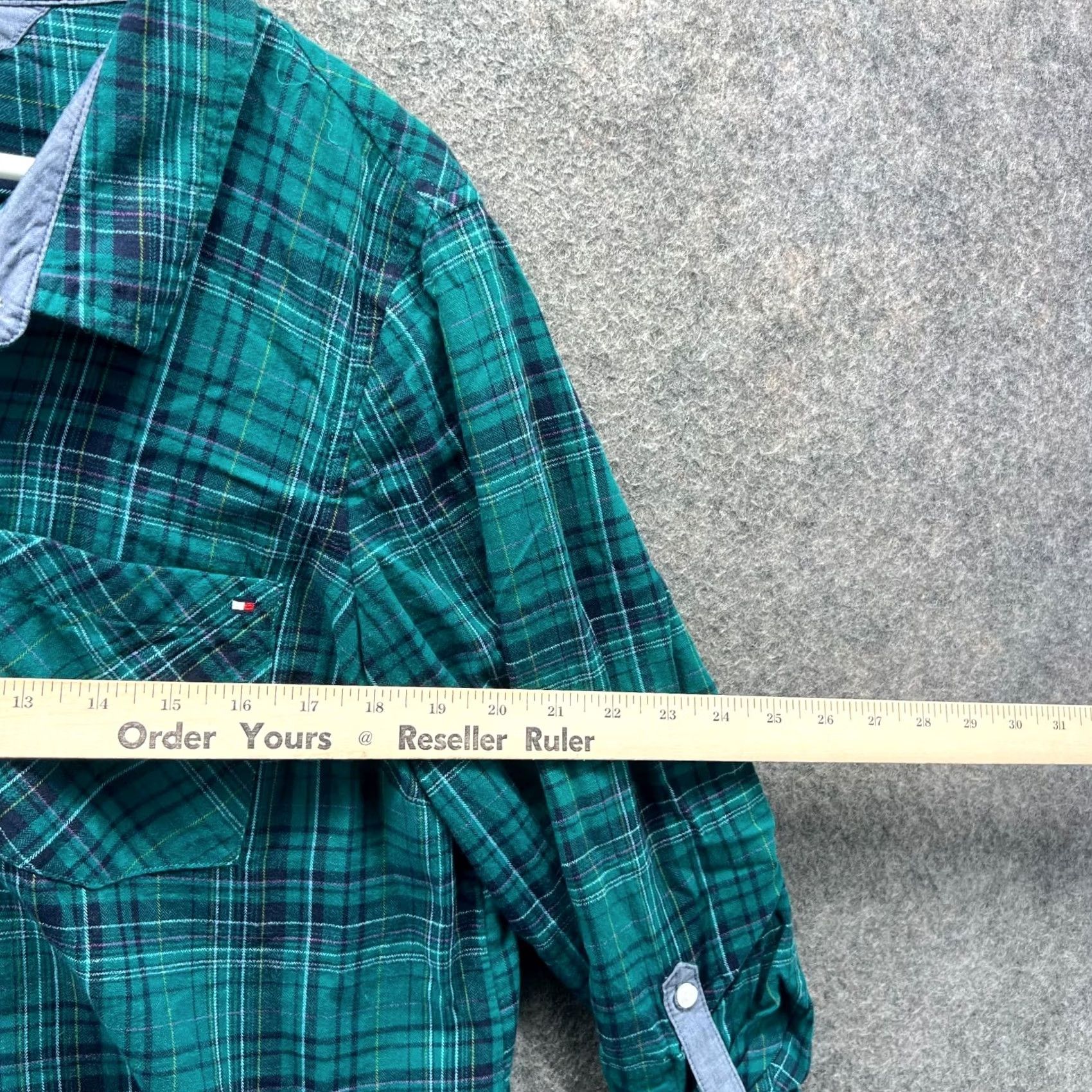 Tommy Hilfiger VINTAGE Tommy Hilfiger Shirt Womens XL Green Pocket Button Down Plaid Preppy Western Size XL / US 12-14 / IT 48-50 - 3 Thumbnail