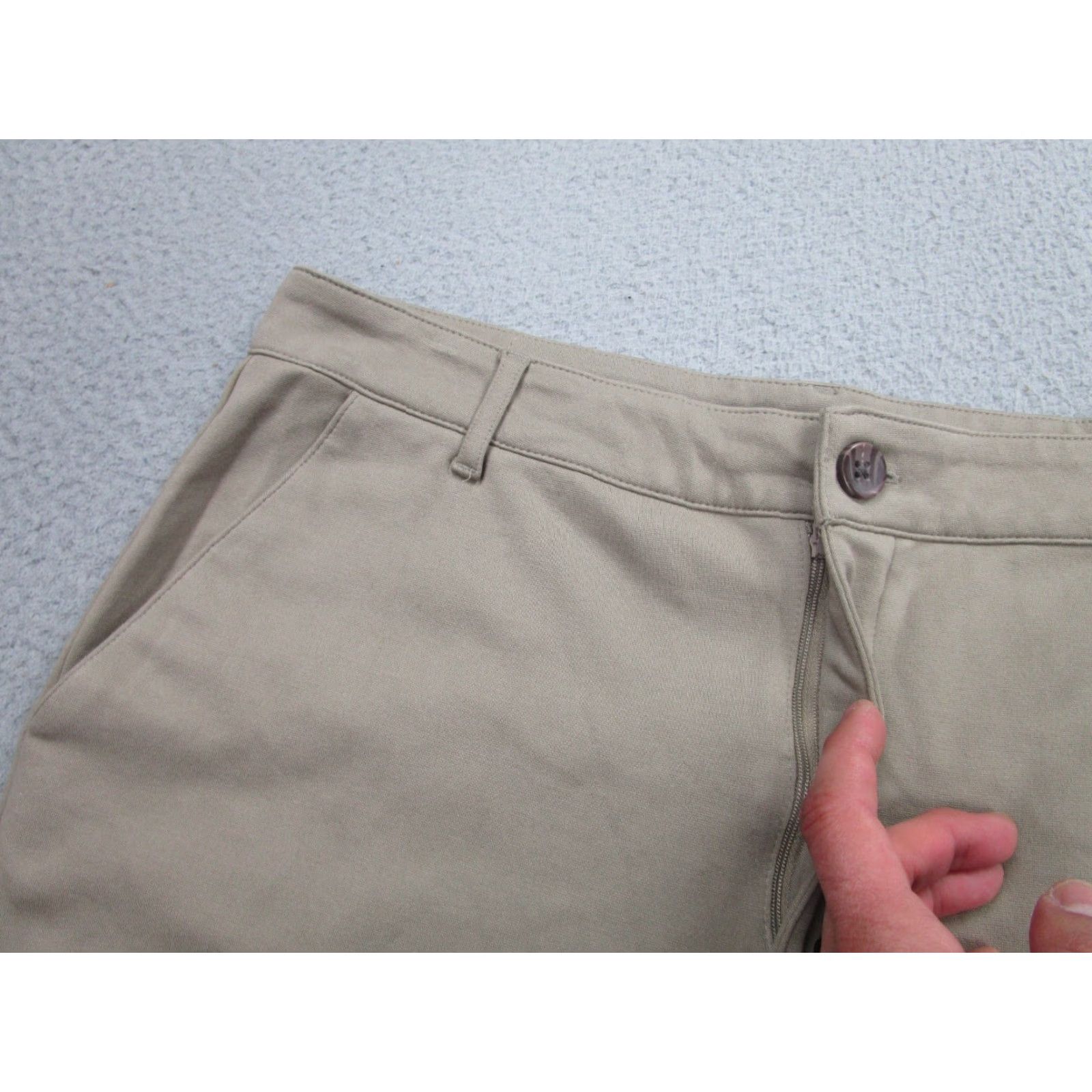 Vintage True Classic Pants Mens 33x32 Beige Slim Straight Chino Stretch Tech Size US 33 - 7 Thumbnail