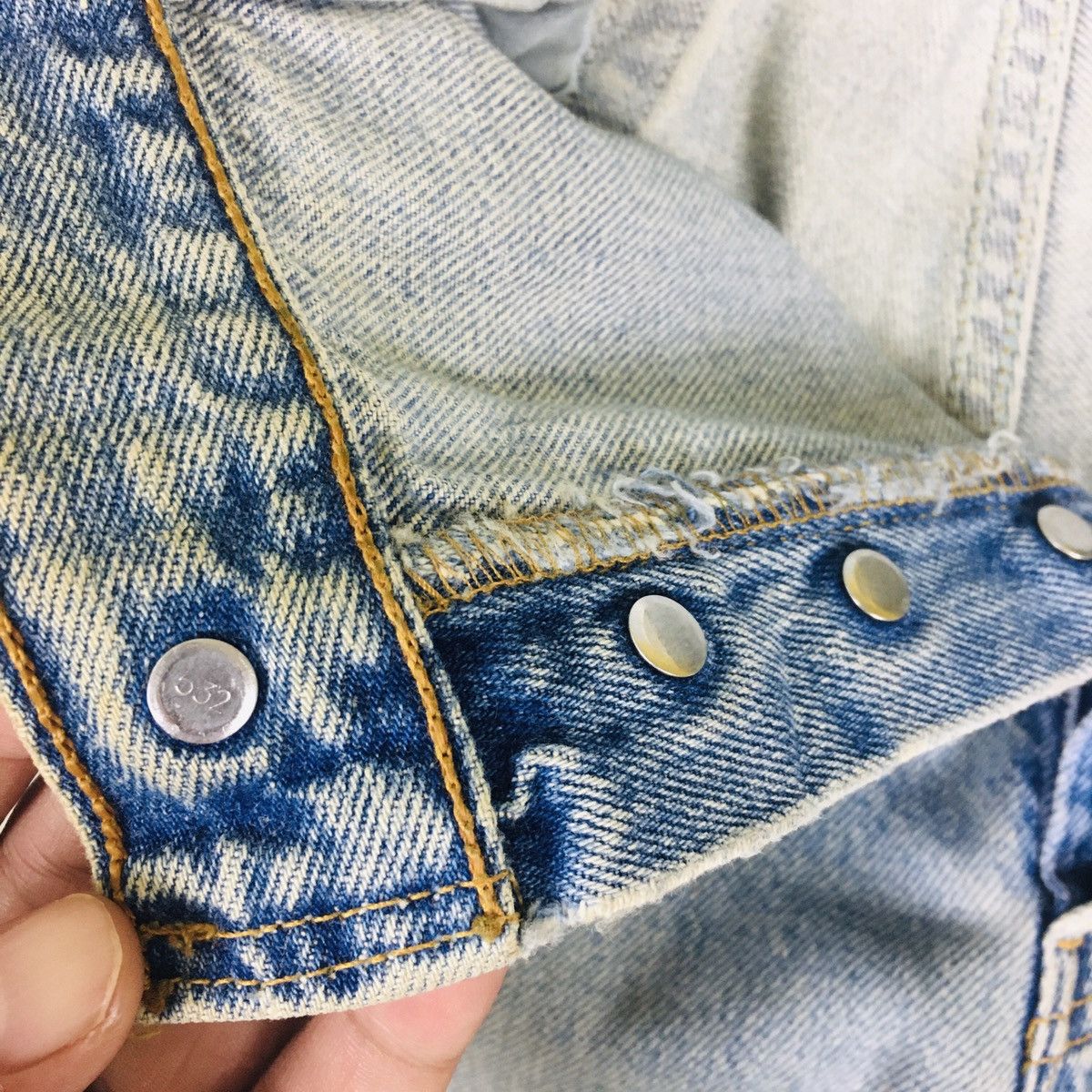 Levi's Vintage Clothing Vintage 90s Levi’s 501 Distress Size US 38 / EU 54 - 10 Thumbnail