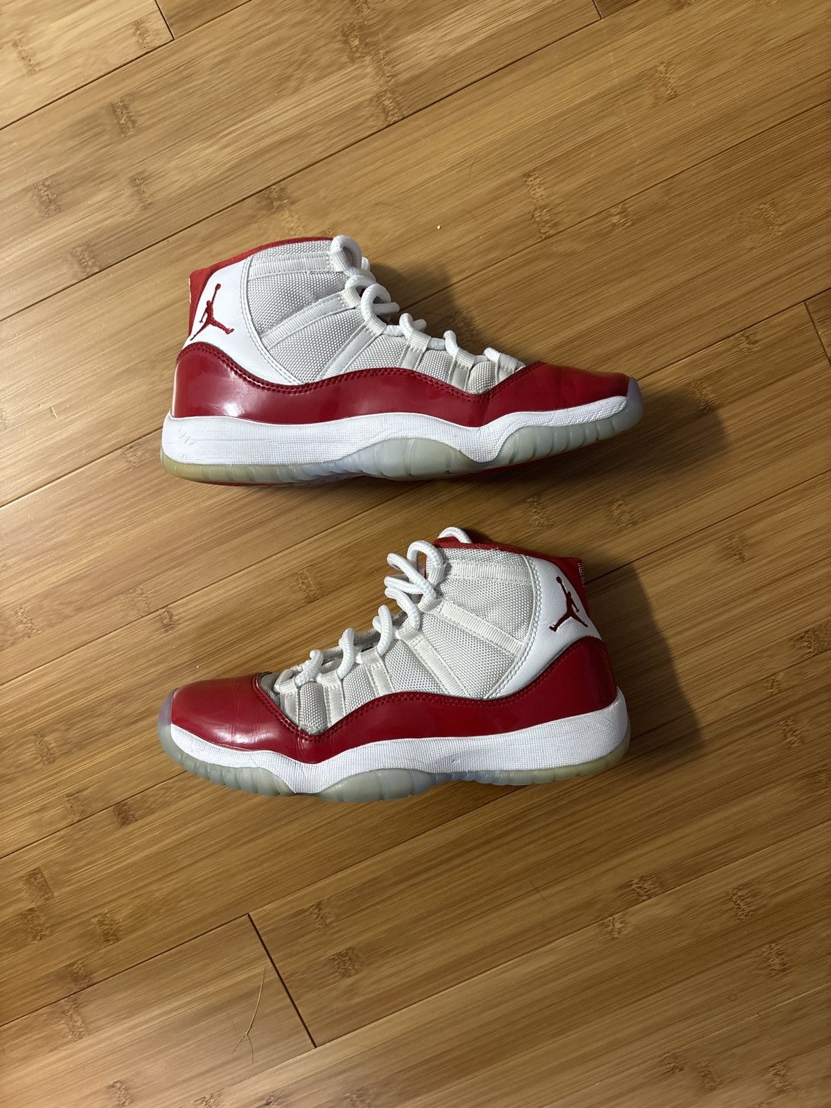 Jordan Brand × Nike Air Jordan 11 ‘Cherry’ GS Size US 5 / EU 37 - 1 Thumbnail