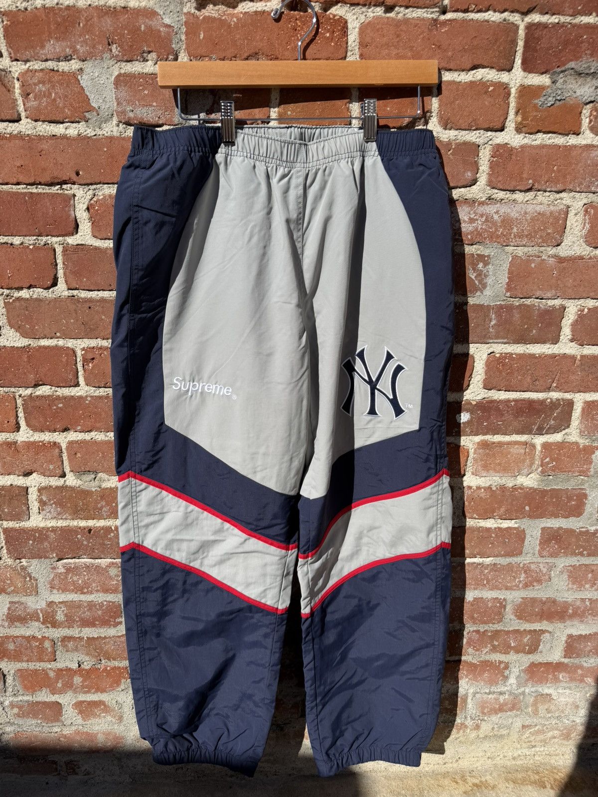 New York Yankees × Supreme Supreme New York Yankee Track Pants Size US 34 / EU 50 - 1 Thumbnail