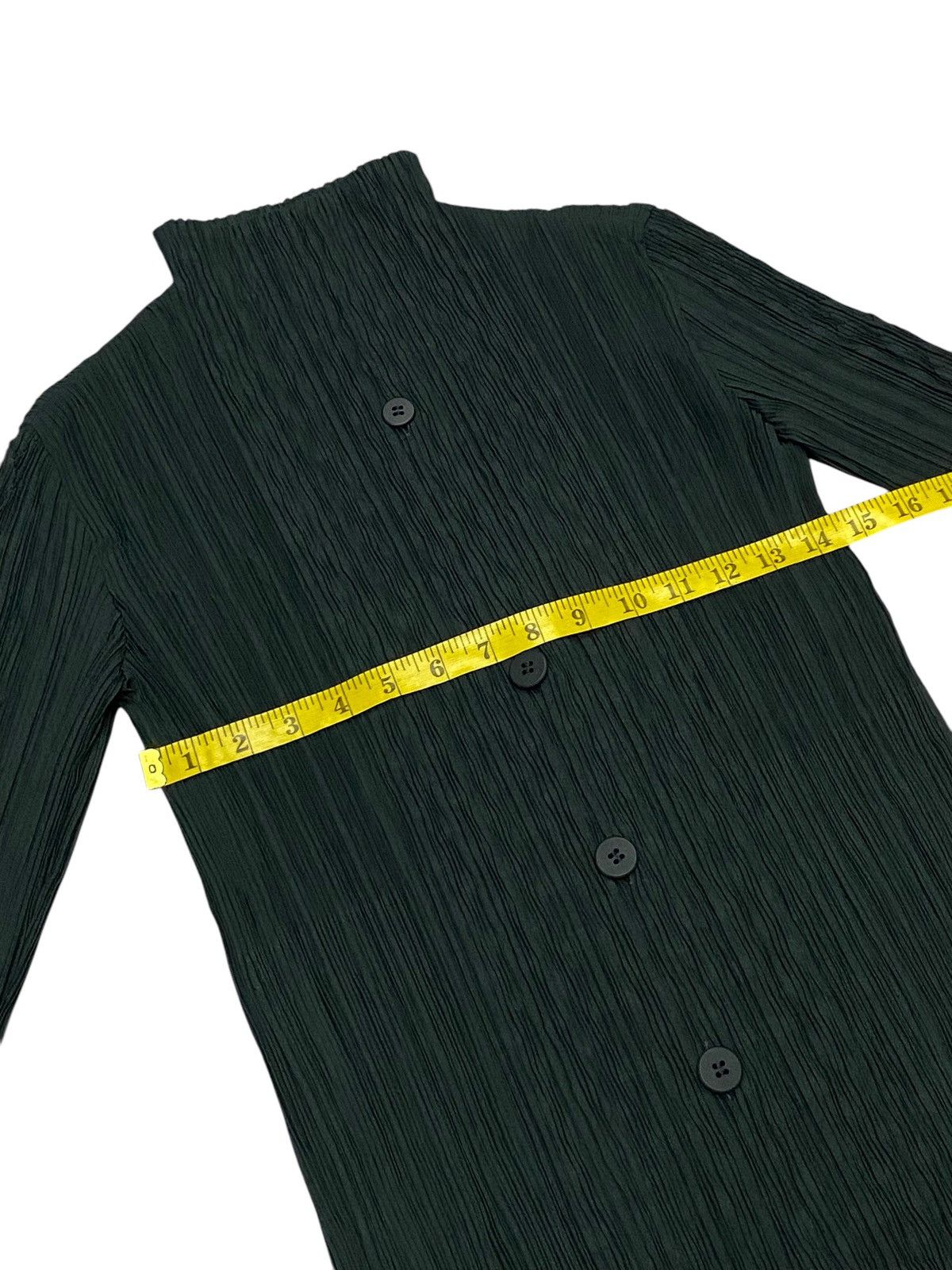 Issey Miyake Fete Issey Miyake Plated Cardigan Fish Scales On the Sleeves Size M / US 6-8 / IT 42-44 - 18 Thumbnail
