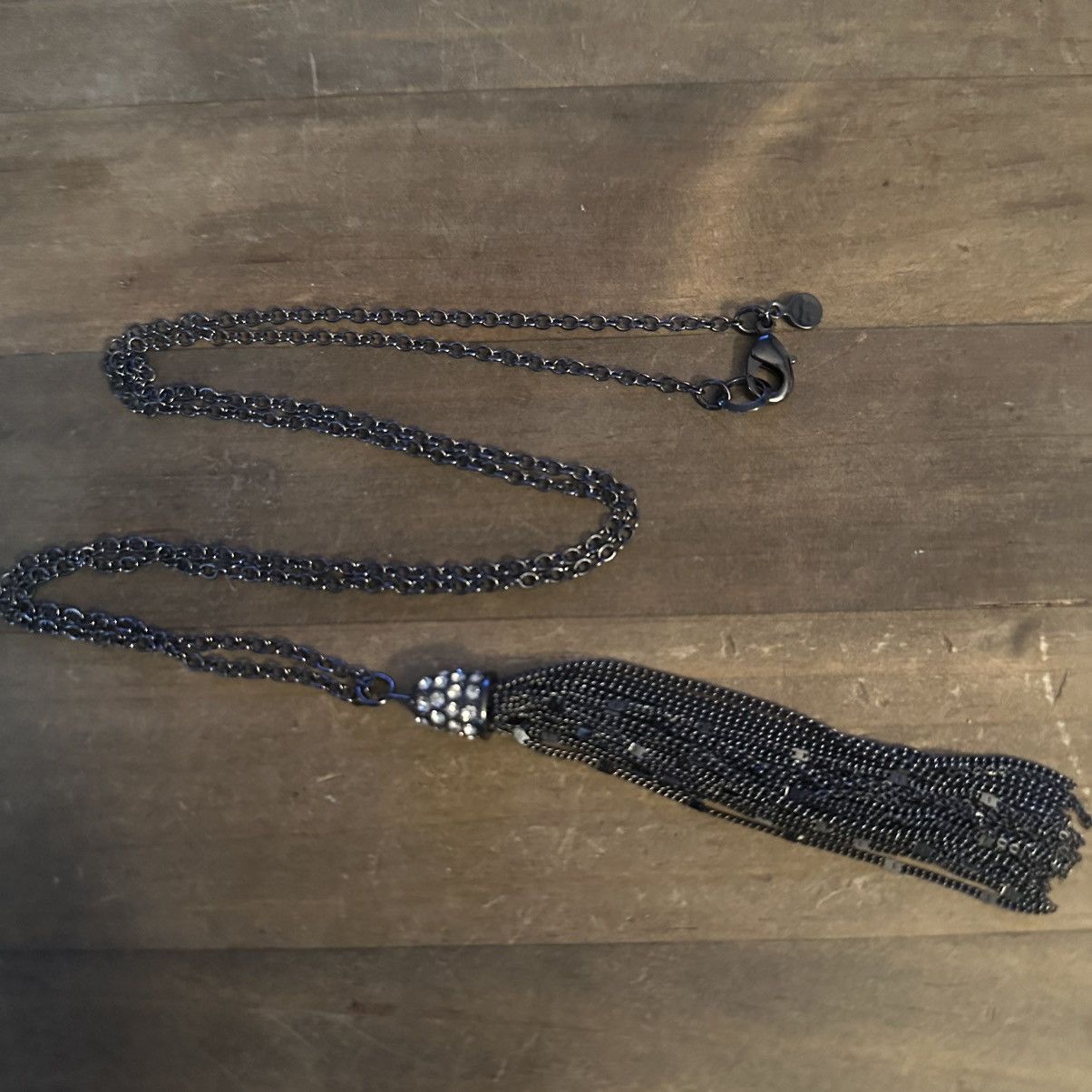 Loft Loft long gunmetal rhinestone tassel necklace Size ONE SIZE - 3 Thumbnail