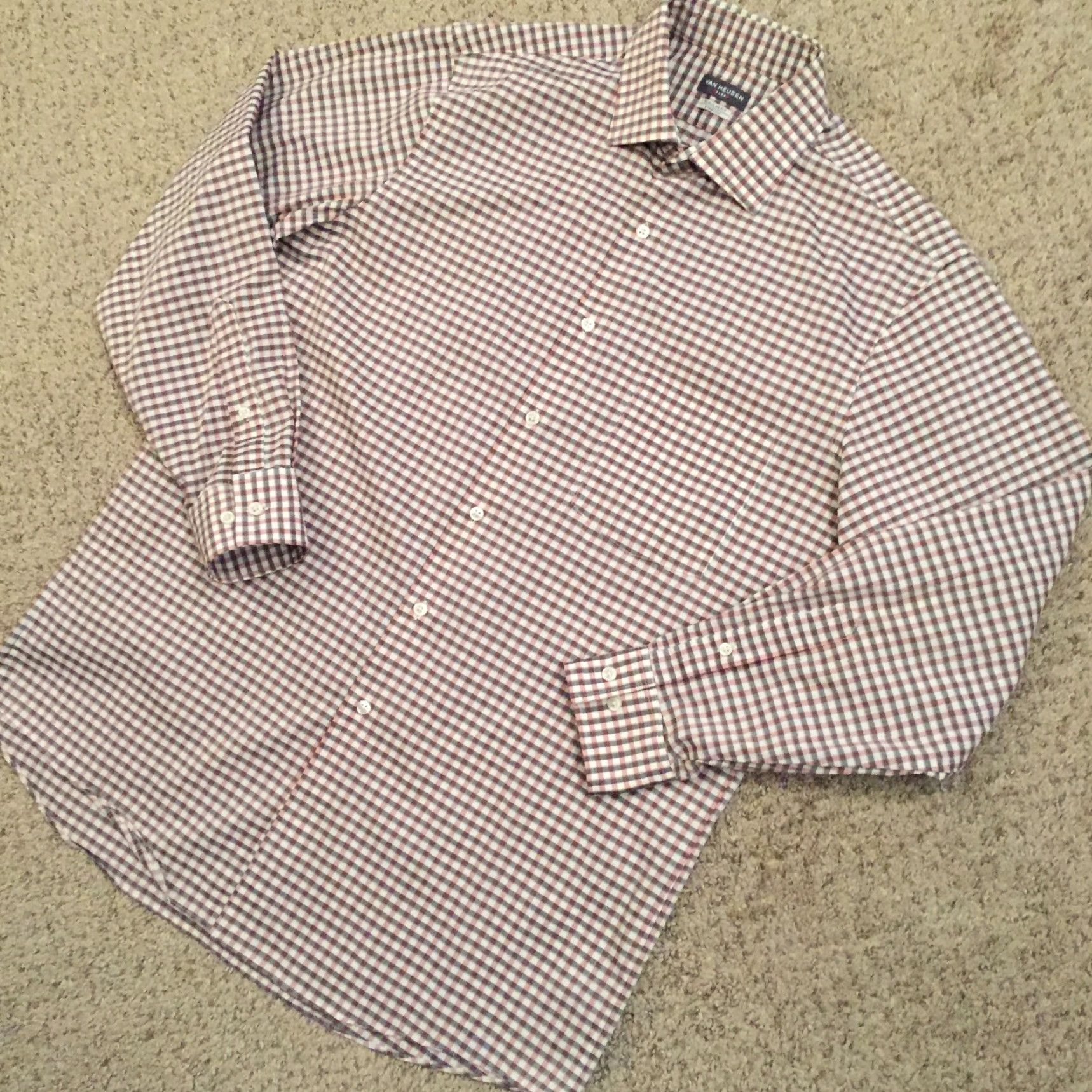 Van Heusen Van Heusen Shirt 15.5 Gray Red Plaid Long Sleeve Button Front Mens Size US L / EU 52-54 / 3 - 2 Thumbnail