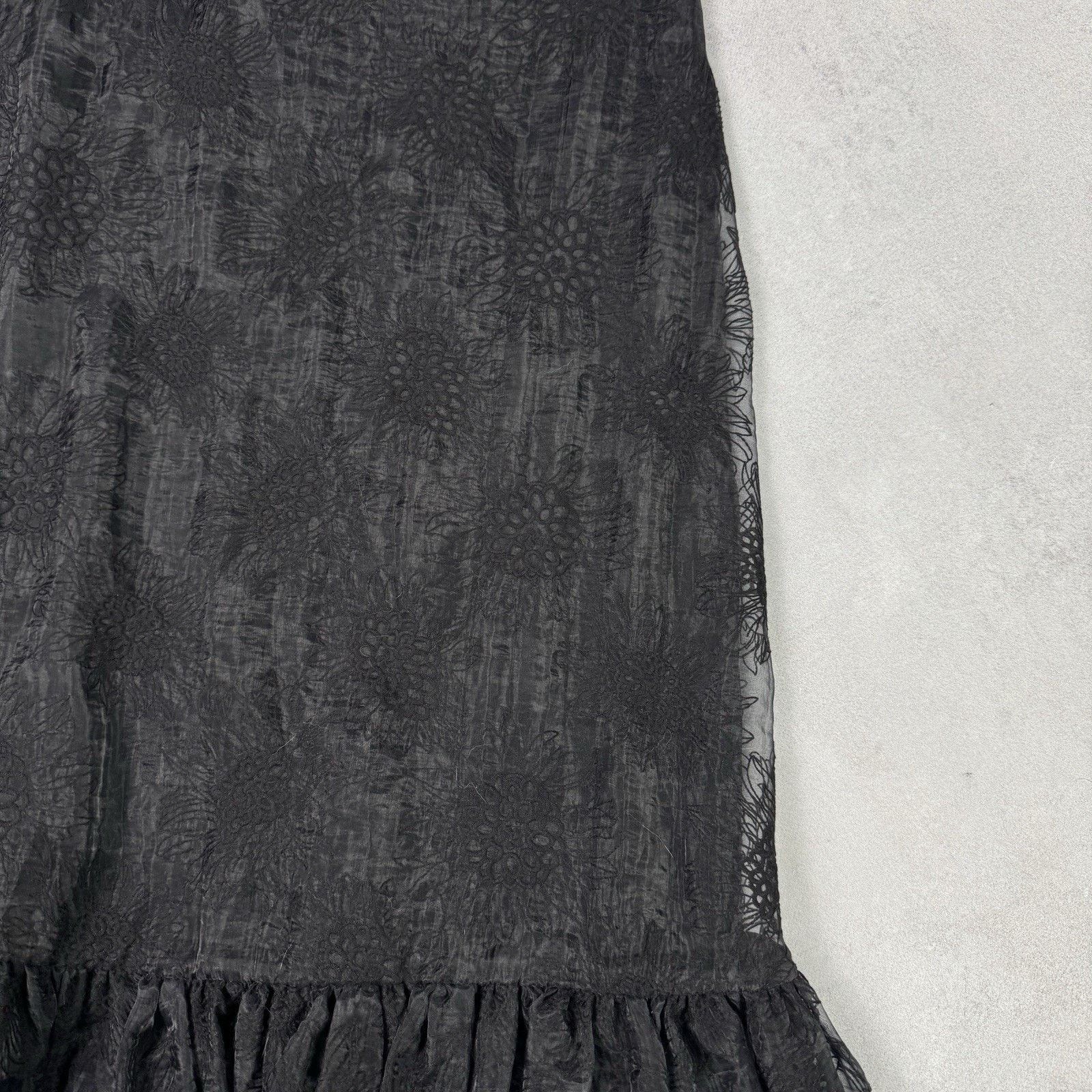 H&M H&M X SANDRA MANSOUR EMBROIDERED SKIRT "NWT" Size UK 10 Size 28" / US 6 / IT 42 - 5 Thumbnail
