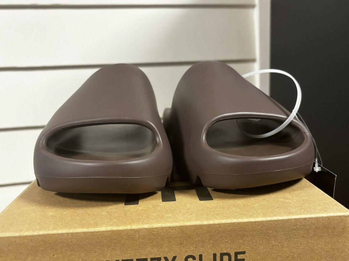 Adidas × Kanye West × Yeezy Yeezy Slide Soot 🚨First Release🚨 Size US 8 / EU 41 - 7 Thumbnail