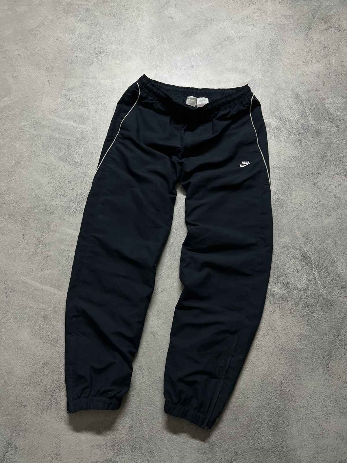 Vintage Vintage Y2K Nike Nylon Mini Swoosh Drill Pants 00’s Size US 34 / EU 50 - 1 Thumbnail