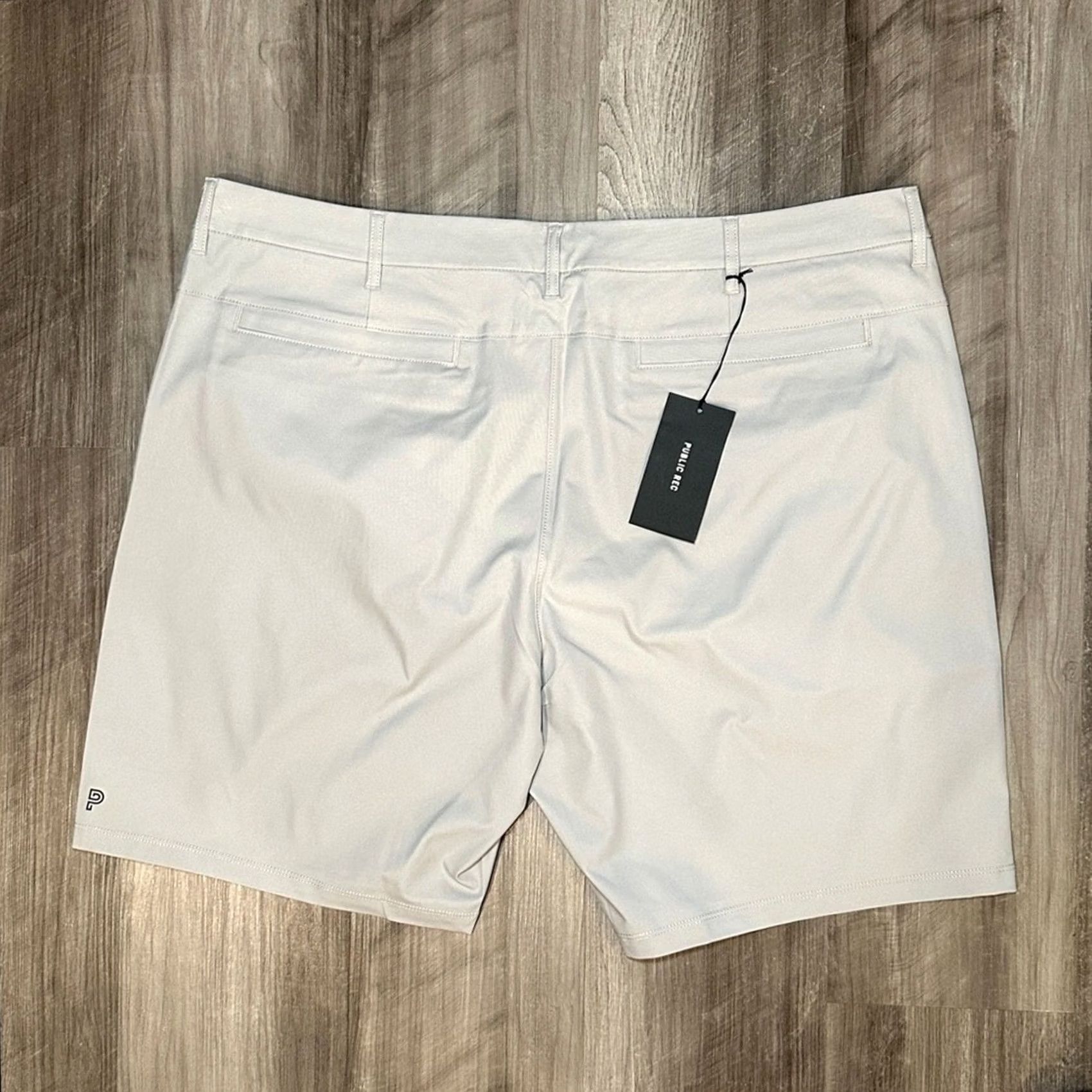 Vintage Public Rec Fog Workday 2.0 Performance Shorts Men 42 Regular Gray Chino 8in Inseam MS9857 Size US 42 / EU 58 - 2 Thumbnail