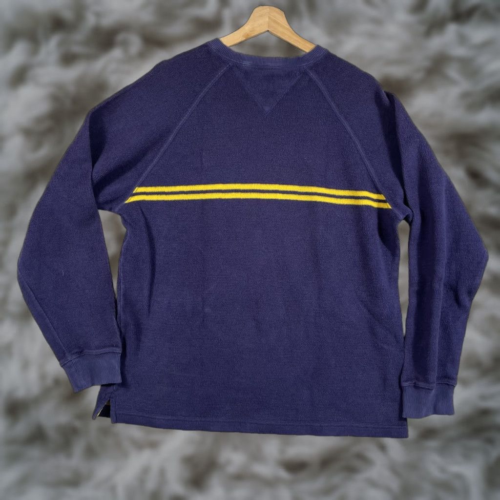 Tommy Hilfiger VINTAGE Tommy Hilfiger Sweater Mens L Striped Yellow Navy V-Neck Knit Pullover 90s Grunge USA Size US L / EU 52-54 / 3 - 1 Thumbnail