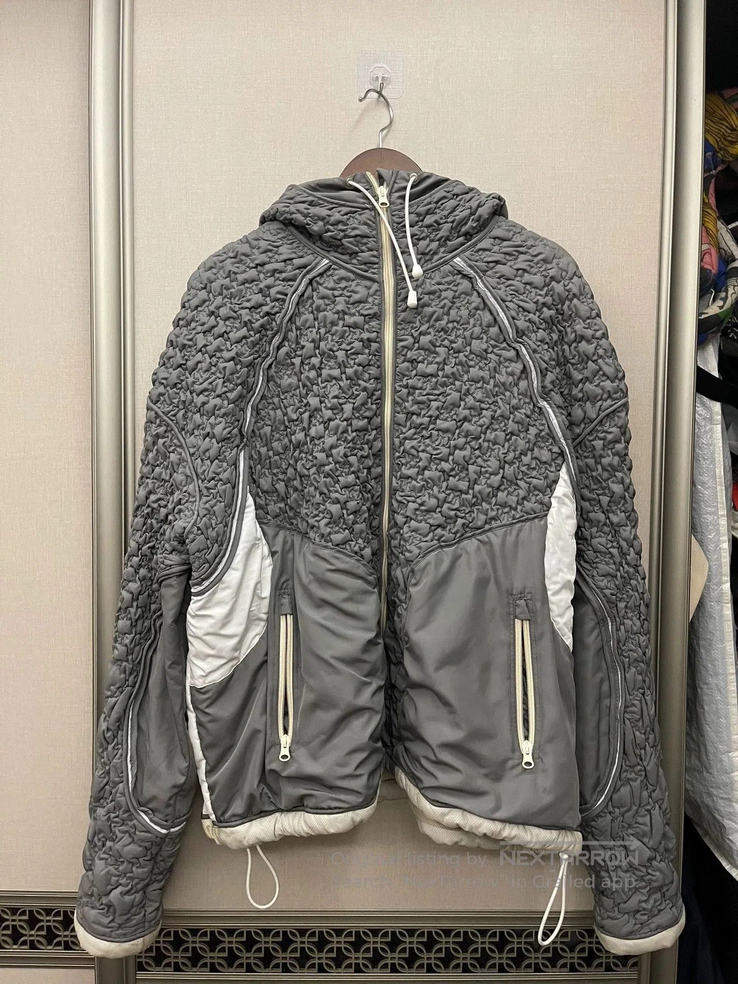 Kusikohc Gray Textured Hooded Jacket with Contrast Panels. Size US XL / EU 56 / 4 - 1 Thumbnail