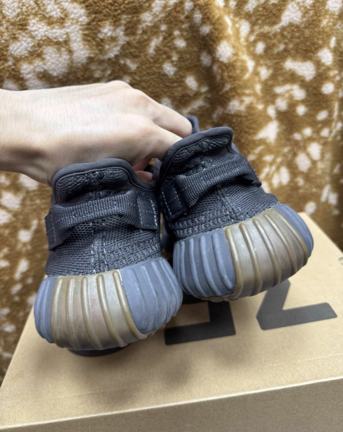 Adidas Adidas Yeezy 350 Cinder FY2903 K37 Size US 9 / EU 42 - 4 Thumbnail