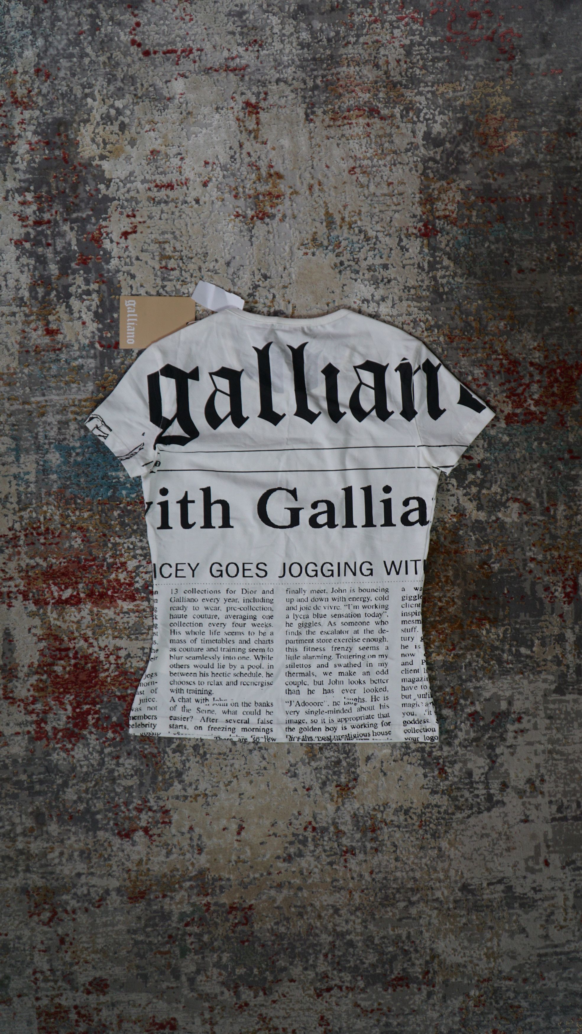 John Galliano john galliaon newspaper print shirt Size S / US 4 / IT 40 - 2 Thumbnail