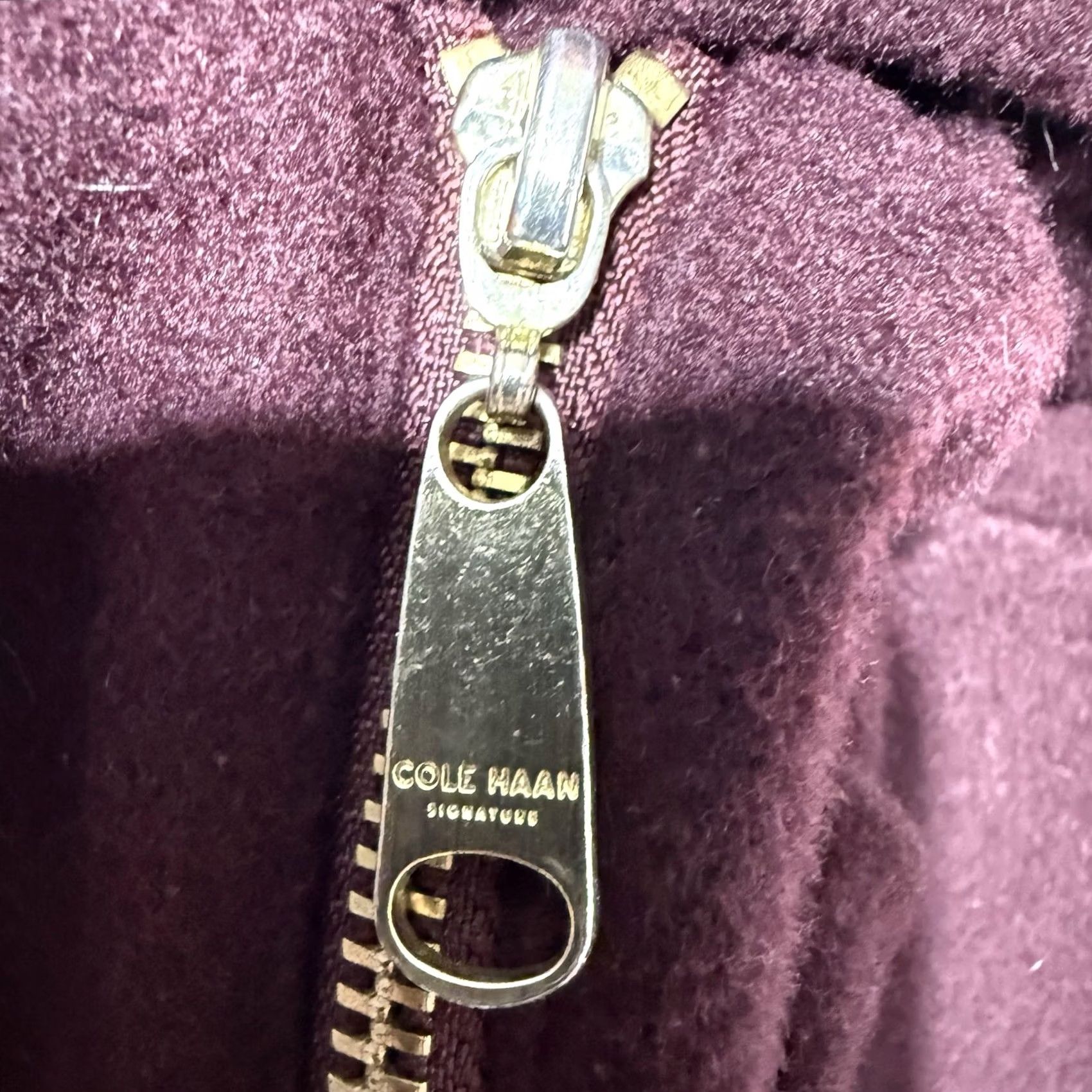 Cole Haan VINTAGE Cole Haan Coat Wool Burgundy Belted Duffle Overcoat Women 10 Wool Blend Signature Old Money Quit Luxury Length 35” P2P 19” Size L / US 10 / IT 46 - 4 Thumbnail