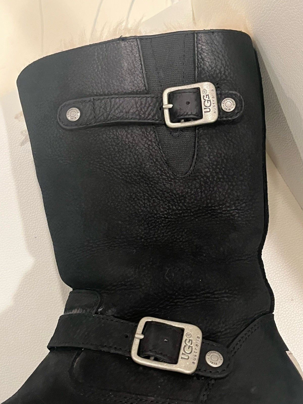 Ugg UGG Kengsington Leather Sheepskin Buckles Moto Boots Size US 6 / IT 36 - 15 Thumbnail