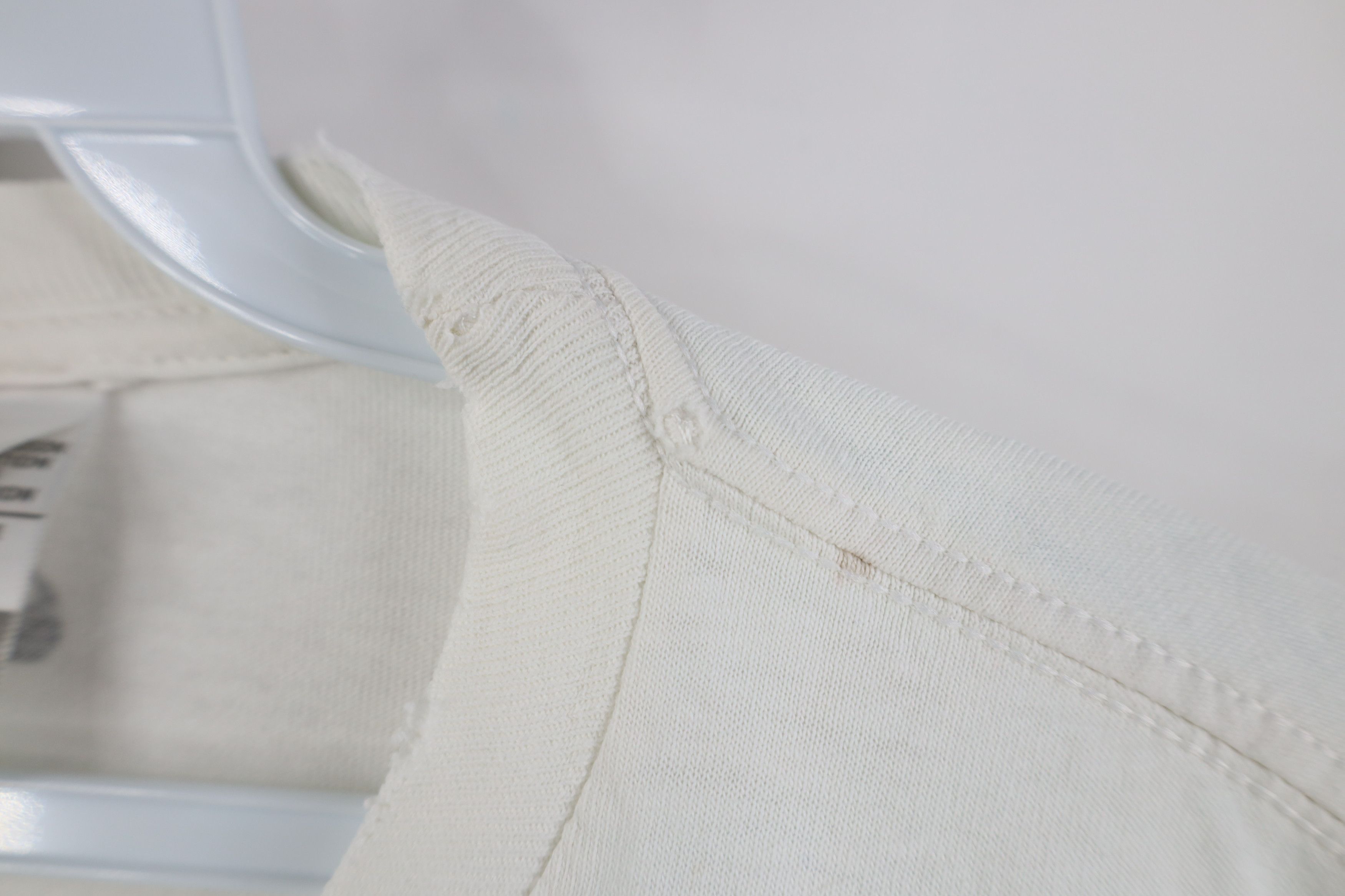 Nike Vintage Nike University Basketball Long Sleeve T-Shirt White Size US XL / EU 56 / 4 - 4 Thumbnail