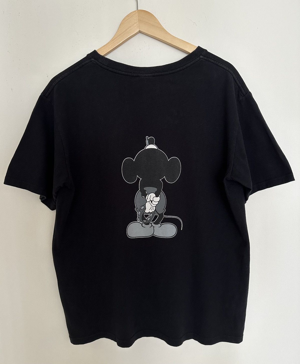 Number (N)ine × Vintage Number (N)ine Rare Mickey Singing Black Tee size 4 Size US L / EU 52-54 / 3 - 13 Thumbnail