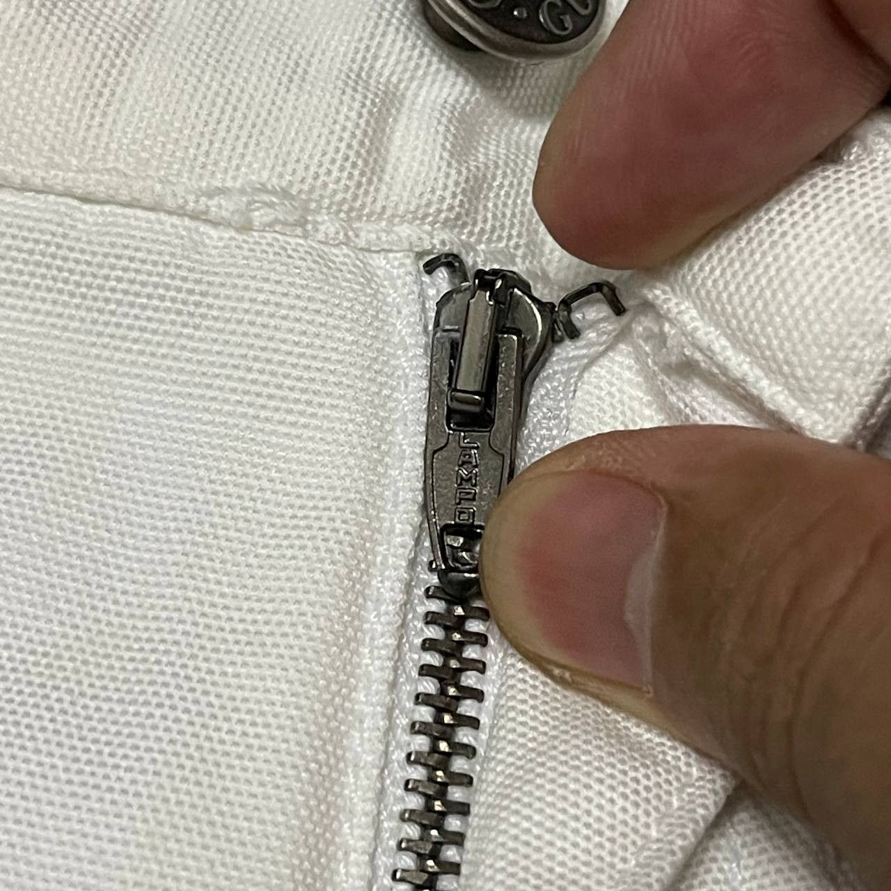 Gucci Vintage Gucci White Jeans Size US 26 / EU 42 - 6 Thumbnail