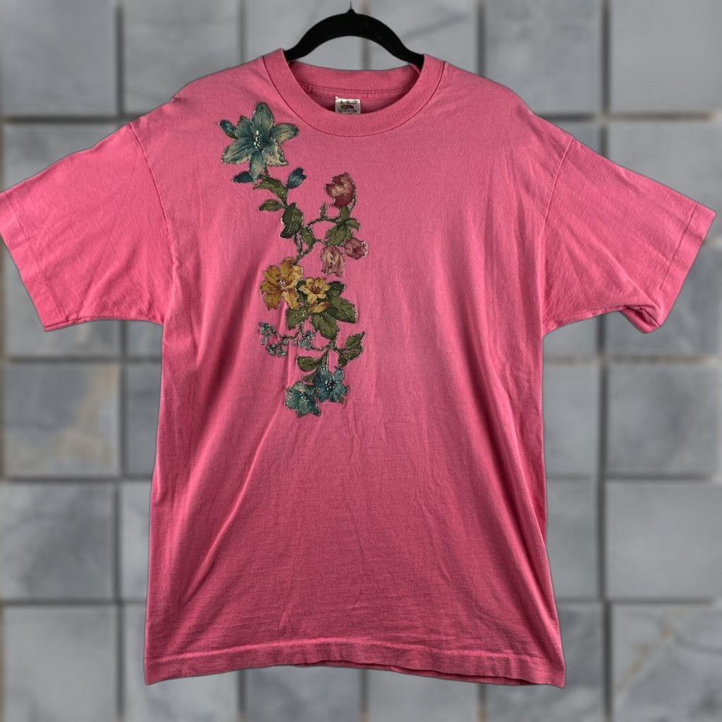Fruit Of The Loom VINTAGE Fruit of the Loom Shirt Womens L Pink Floral 90s Single Stitch Logo Embroidered Glitter Vintage Flowers Womens L Pink Shirt Size L / US 10 / IT 46 - 1 Thumbnail
