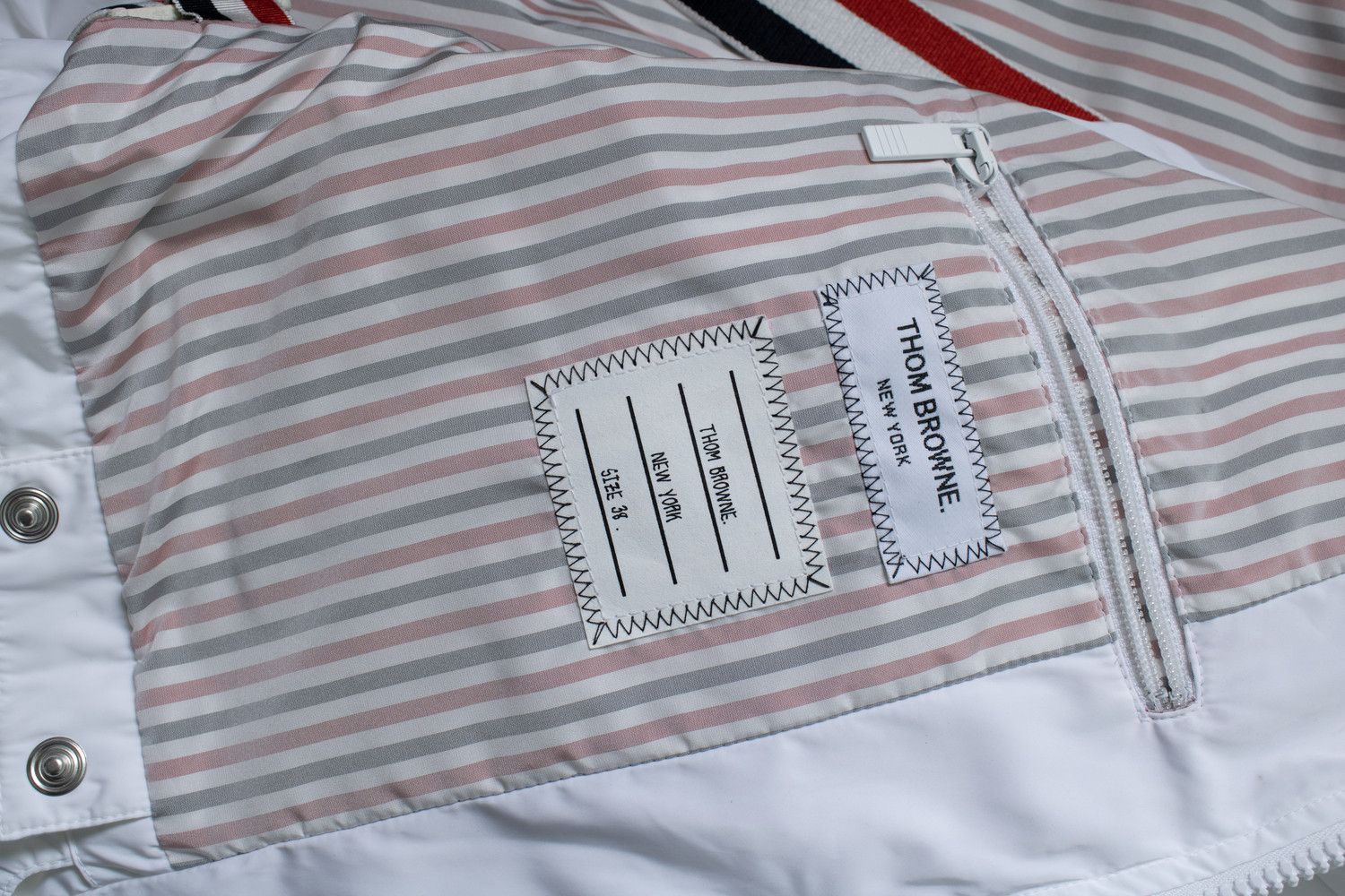 Thom Browne Thom Browne, padded gilet in white Size M / US 6-8 / IT 42-44 - 7 Thumbnail