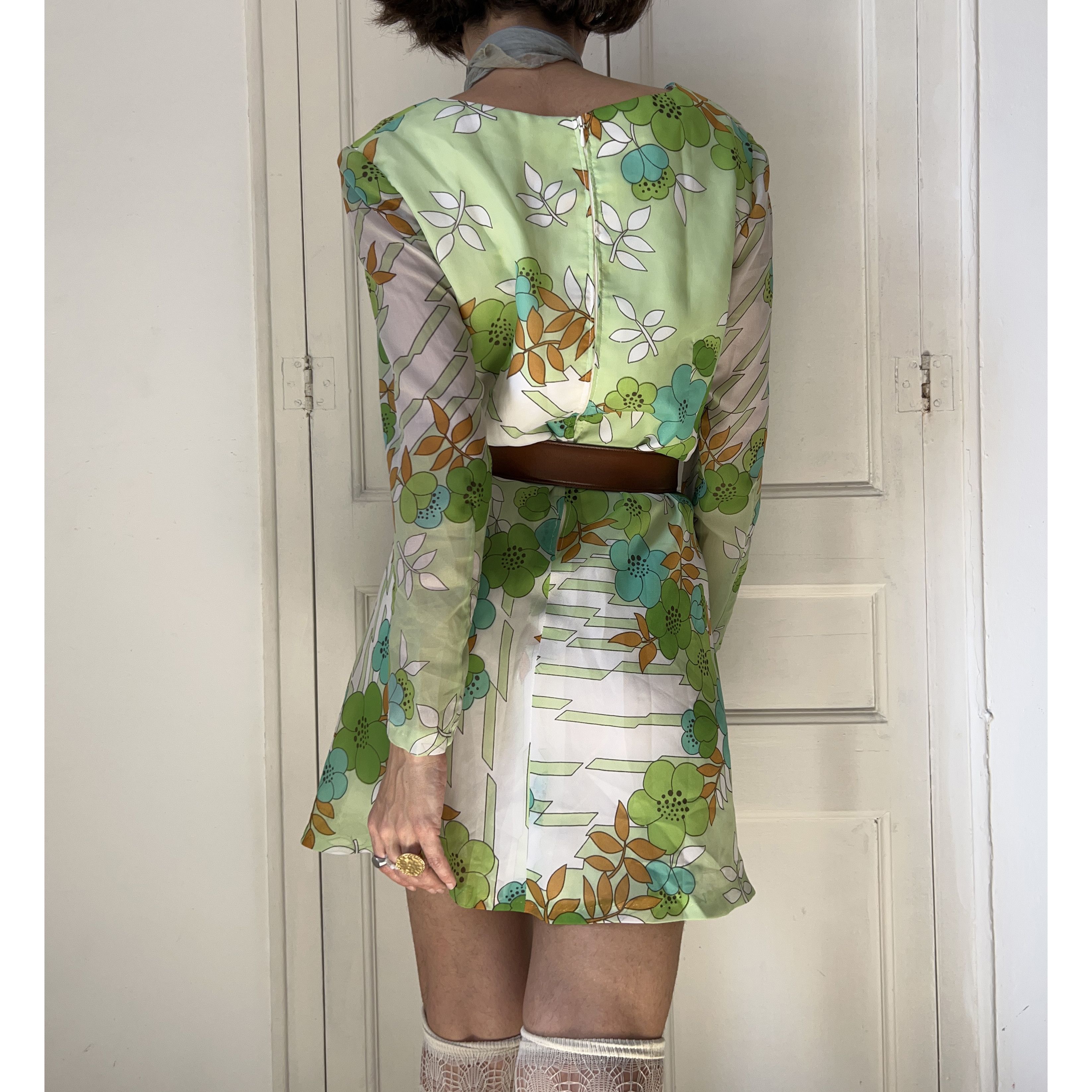Vintage vintage 70s floral mini dress Size M / US 6-8 / IT 42-44 - 3 Thumbnail