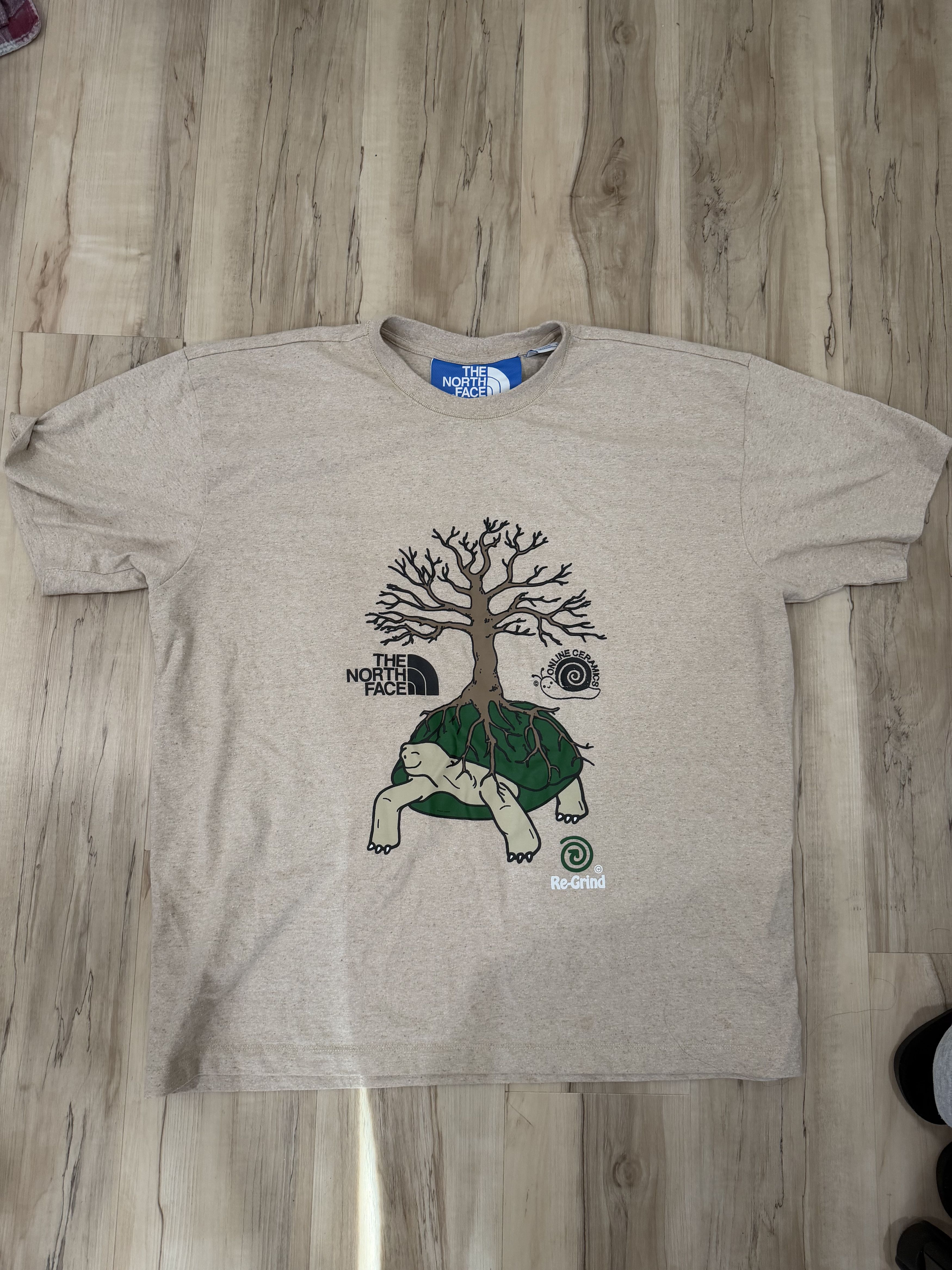 Online Ceramics North Face x Online Ceramics XL Tee – Graphic Shirt Size US XL / EU 56 / 4 - 1 Thumbnail