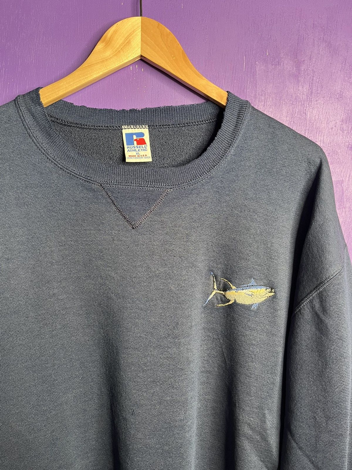Russell Athletic × Vintage Vintage 90s Russell athletic fish sweatshirt Size US XL / EU 56 / 4 - 3 Thumbnail