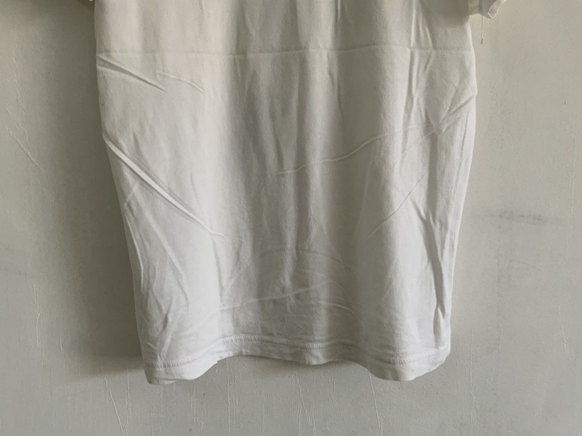 Uniqlo Uniqlo Gundam Illustrations Tee Size US S / EU 44-46 / 1 - 7 Thumbnail