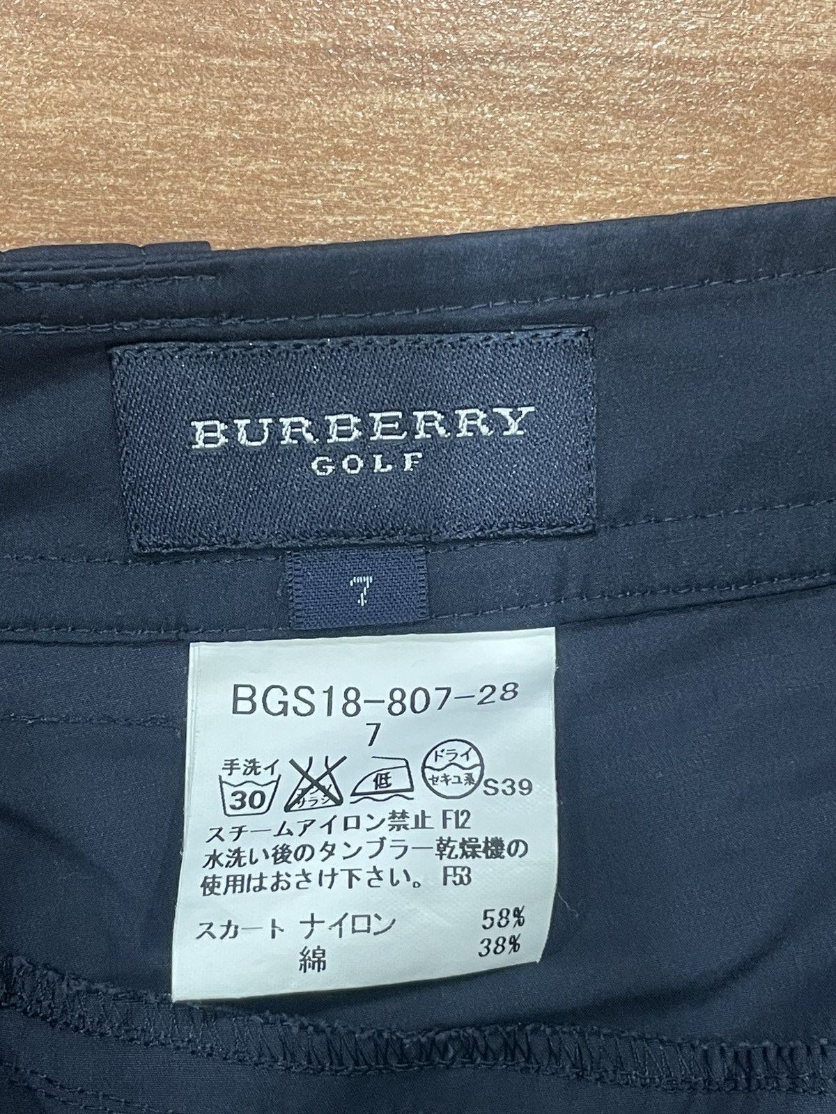 Burberry Burberry Golf skirt Size 28" / US 6 / IT 42 - 3 Thumbnail