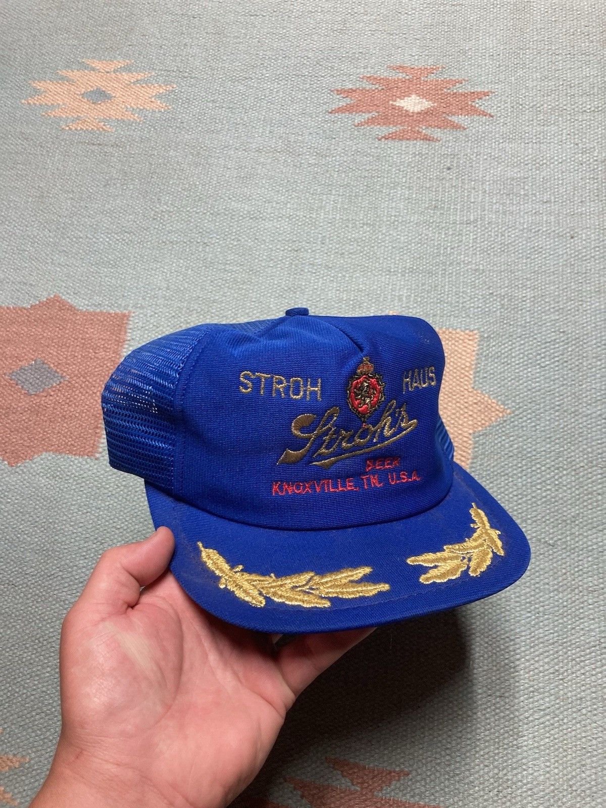 Vintage 80s trucker hat stroh’s beer gold leaf Tennessee made in USA Size ONE SIZE - 1 Thumbnail