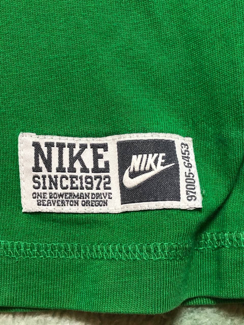 Nike Vintage Nike Y2K Logo Green Short Sleeve T-Shirt Size L Size US L / EU 52-54 / 3 - 5 Thumbnail