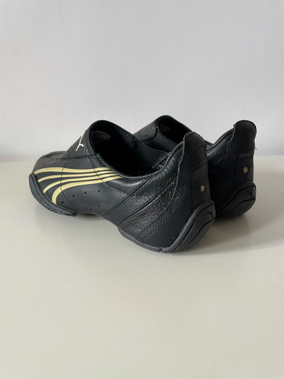 Puma × Vintage Vintage Puma Asana Slip On Size US 6 / IT 36 - 8 Thumbnail